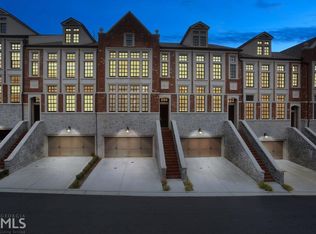 1329 Dover Cir, Atlanta, GA 30319