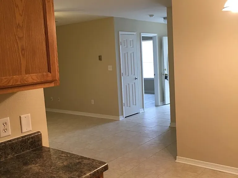 8 Grand Lido — Photo 3