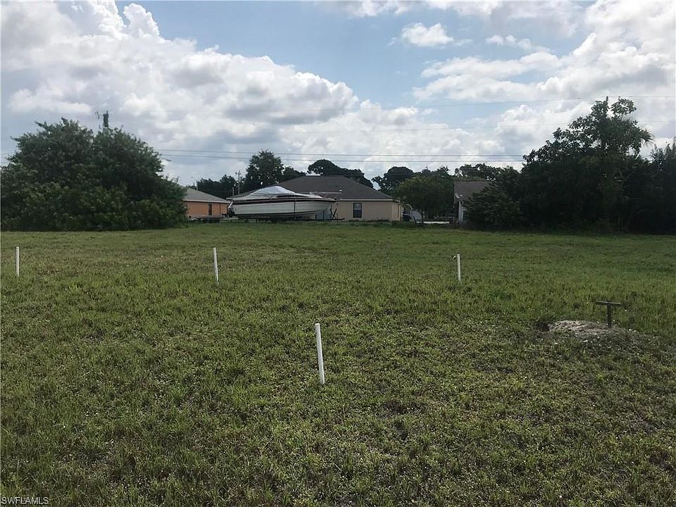 2nd image of 123 SE 23rd Pl