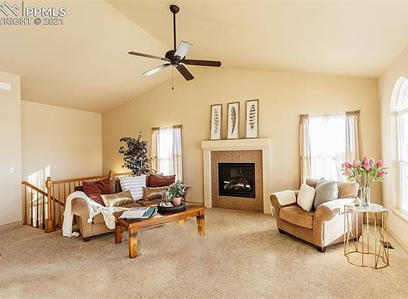3rd image of 16160 Prairie Vista Ln