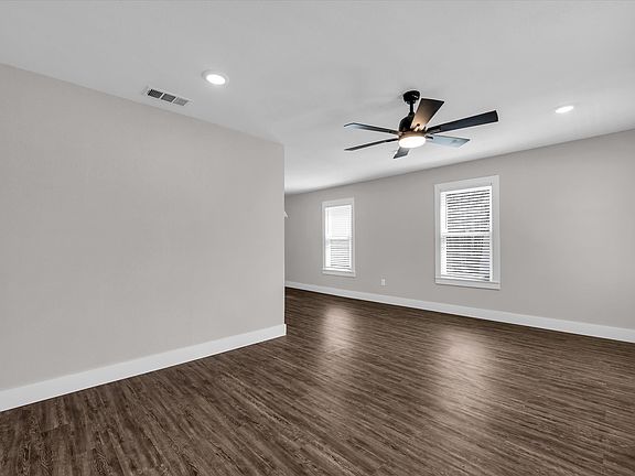 4th image of 1908 S 19th St