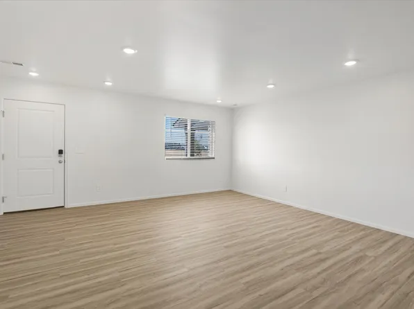 The Steamboat Plan, Skyview at High Point