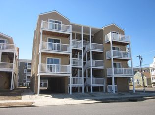 34 35th St APT 1E, Sea Isle City, NJ 08243