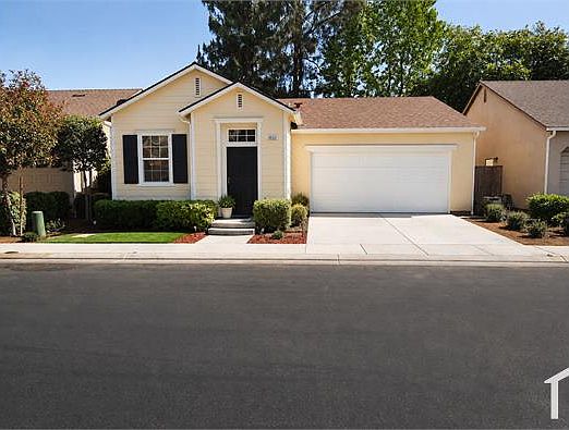 2nd image of 3693 W Pomegranate Ln