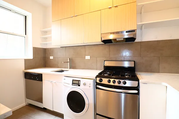 Rented by Brown Harris Stevens | media 24