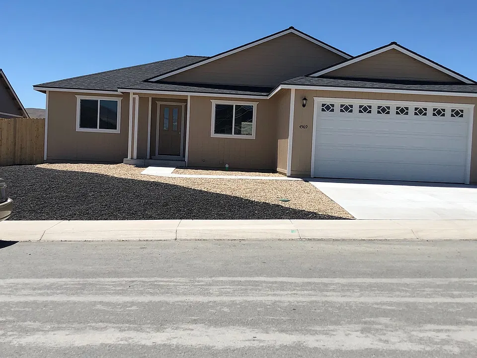 4569 Spaight Way