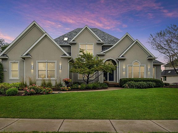 2nd image of 2121 Lundy Ln