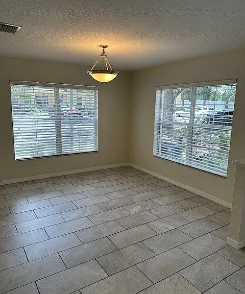 218 Draw Bridge Ln — Photo 13