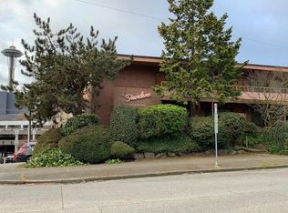 721 Nob Hill Ave N, Seattle, WA 98109