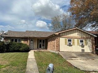 3744 Red Cedar Ln, Harvey, LA 70058
