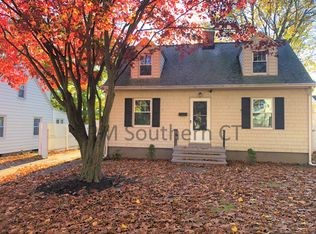 211 Lawncrest Rd, New Haven, CT 06515