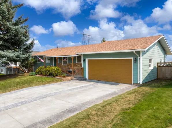 1805 Mountain View Dr, Great Falls, MT 59405