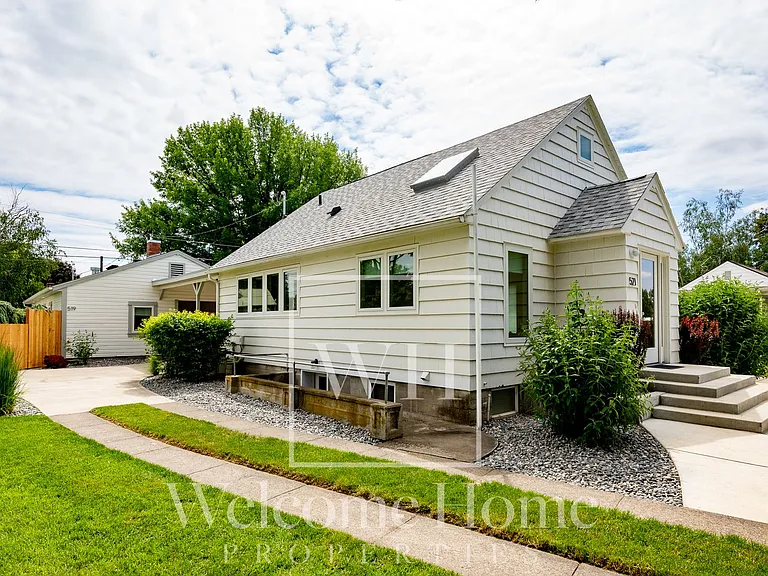 521 Ankeny St — Photo 11