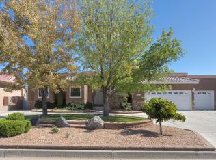 2041 Clearwater Loop NE, Rio Rancho, NM 87144