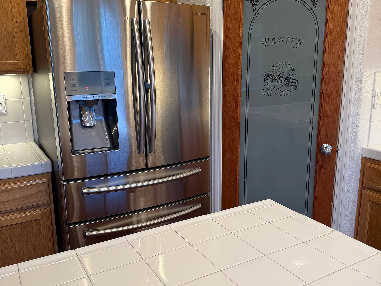 5 bed, 2609 sqft, $3,200 — Photo 3