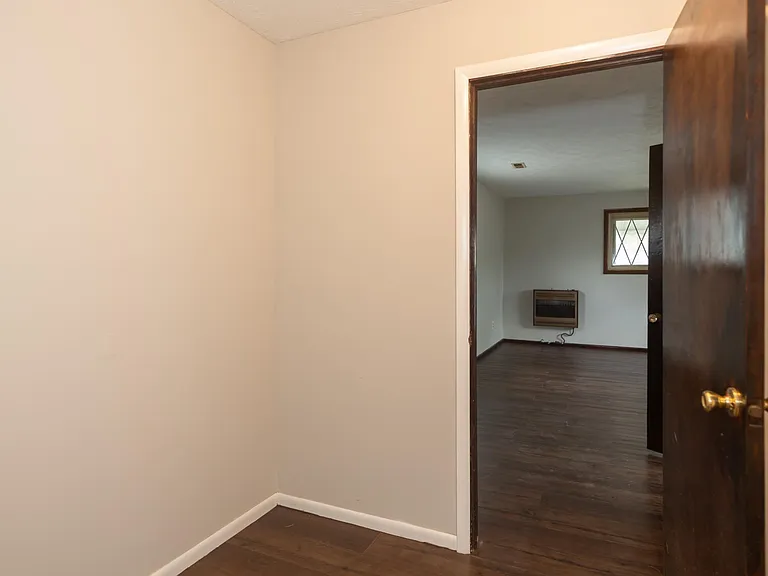 4001 W 144th St — Photo 22