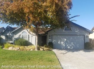 762 Encore Dr, Hanford, CA 93230