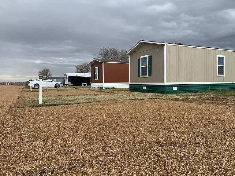 4701 E Rice St — Photo 4