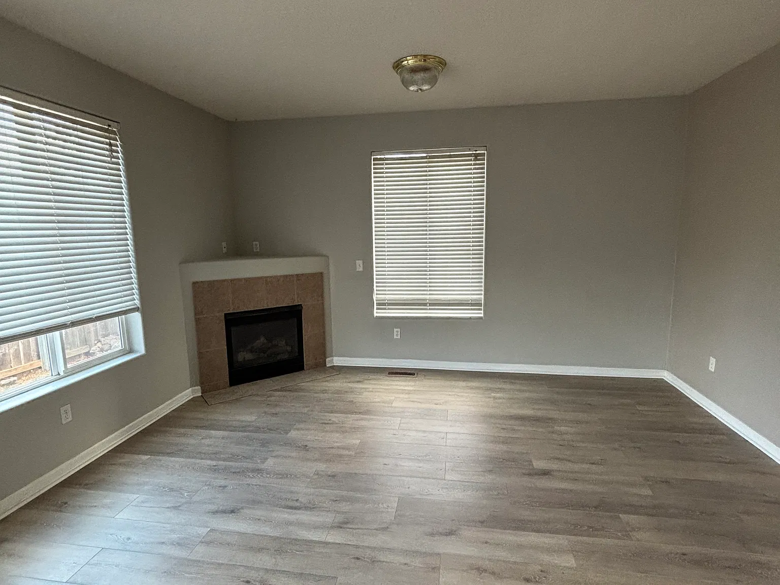 4 bed, 2.5 bath, 2130 sqft, $2,695 — Photo 3