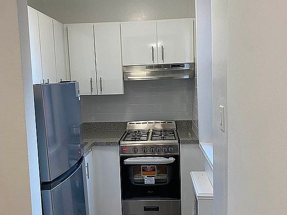 2nd image of 86-10 Grand Ave APT 5G