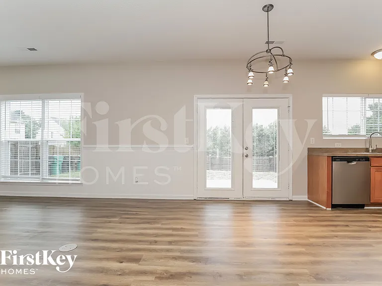 3740 Cottesmore Dr — Photo 5