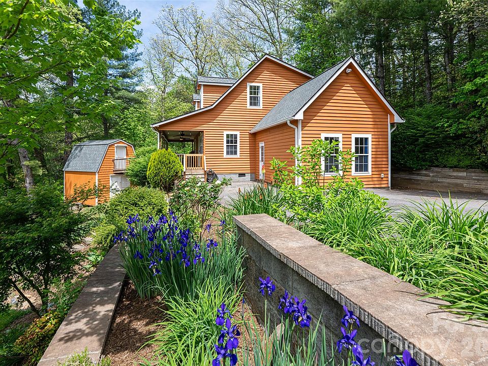 1st image of 22 Otter Ln