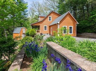 22 Otter Ln, Candler, NC 28715