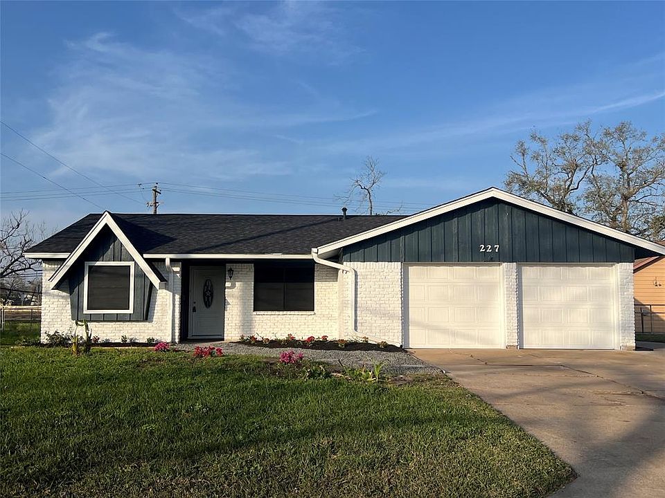 1st image of 227 Mimosa Street
