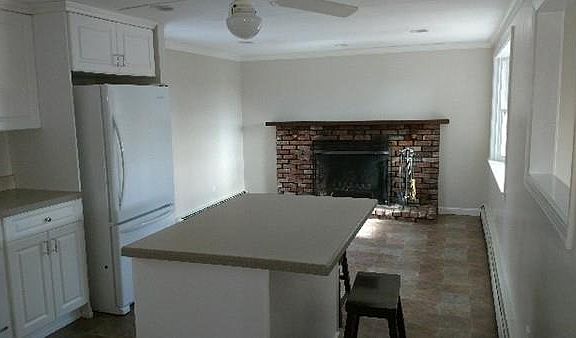2nd image of 29 Jaye St