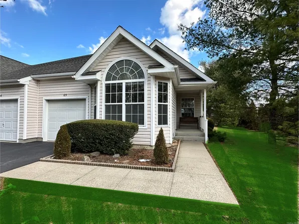 65 Saddle Lakes Drive #65, Riverhead, NY 11901