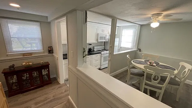 Hunt Rd, Wantagh — Photo 4
