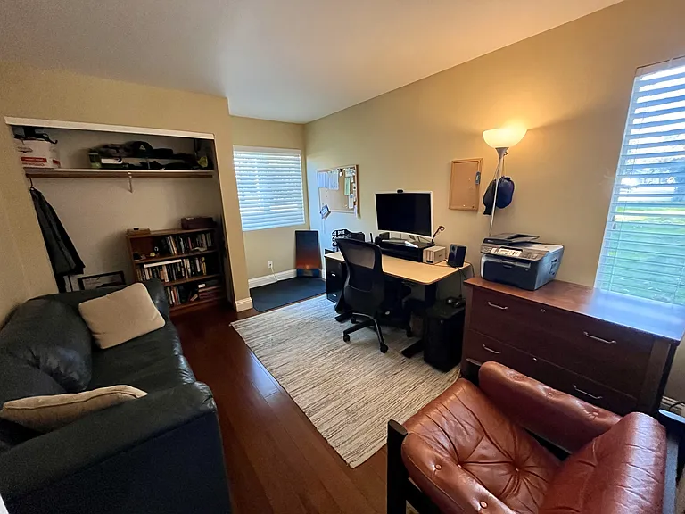 2744 Lakeview Dr — Photo 17
