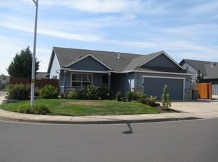 801 Arrow Leaf Pl, Harrisburg, OR 97446