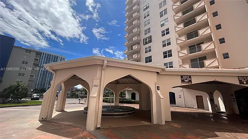 1865 S Ocean Dr Photo 1