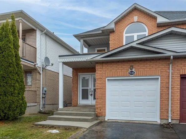5144 Porter St, Burlington, ON L7L 6K8