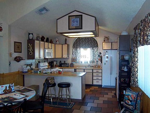 5th image of 1746 Candice St