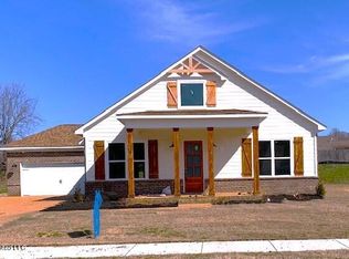 1300 Grove Park Office Dr, Hernando, MS 38632