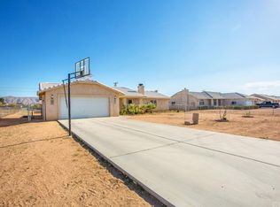 22189 Pahute Ave, Apple Valley, CA 92308