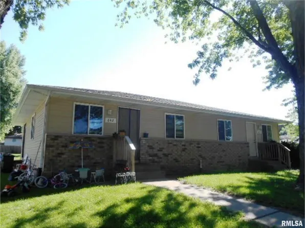 640 W 61st St, Davenport, IA 52806