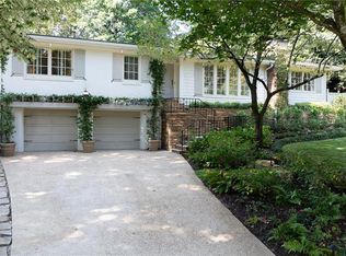 964 Buckingham Cir NW, Atlanta, GA 30327