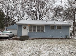 584 9th Ave NW, New Brighton, MN 55112