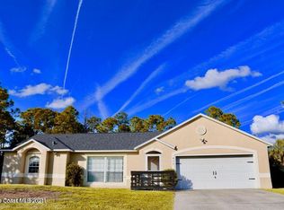 427 Fellenz St SW, Palm Bay, FL 32908