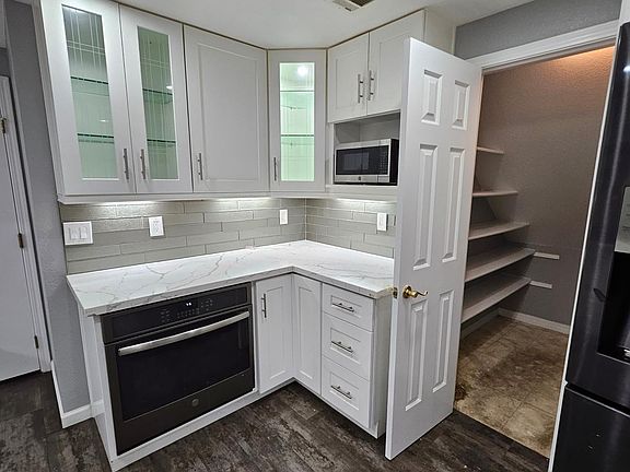 5th image of 2143 Cuesta Dr