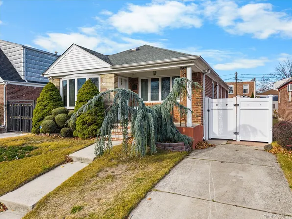 16407 27th Avenue, Flushing, NY 11354