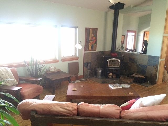 2nd image of 263 Artesia Rd