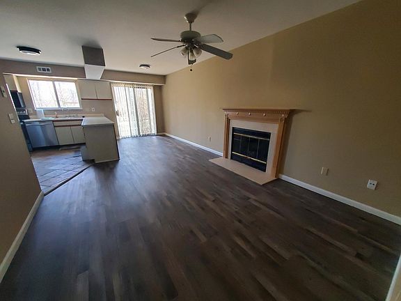 3rd image of 108 Bennington Common Ct