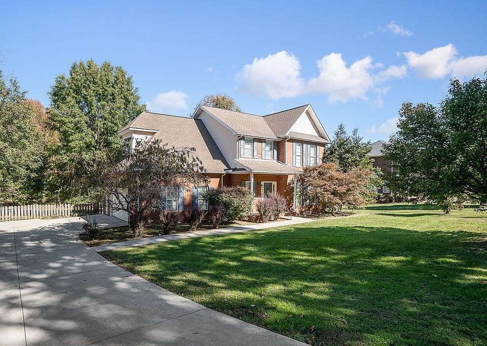 1st image of 3420 Plantation Dr