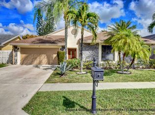 21090 Woodspring Ave, Boca Raton, FL 33428