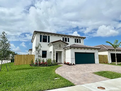 11904 SW 240th St Photo 1