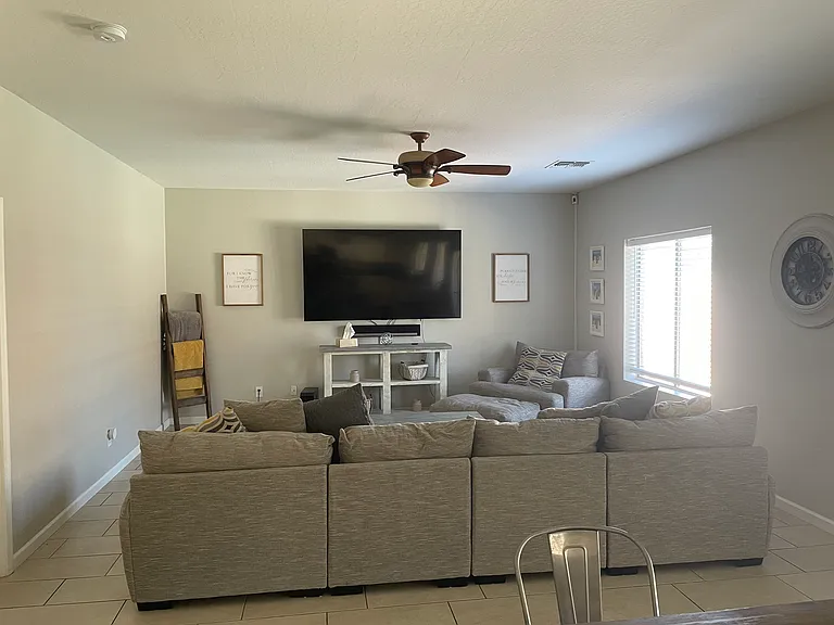 12376 W Sells Dr — Photo 5